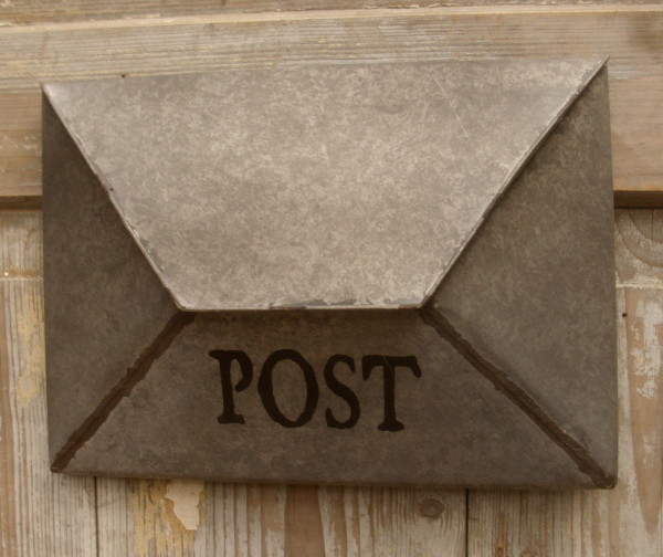 Briefumschlag Postkasten / Briefkasten DR-892